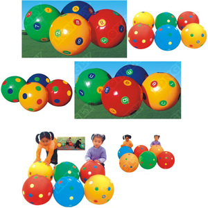 Children plastic playing balls 