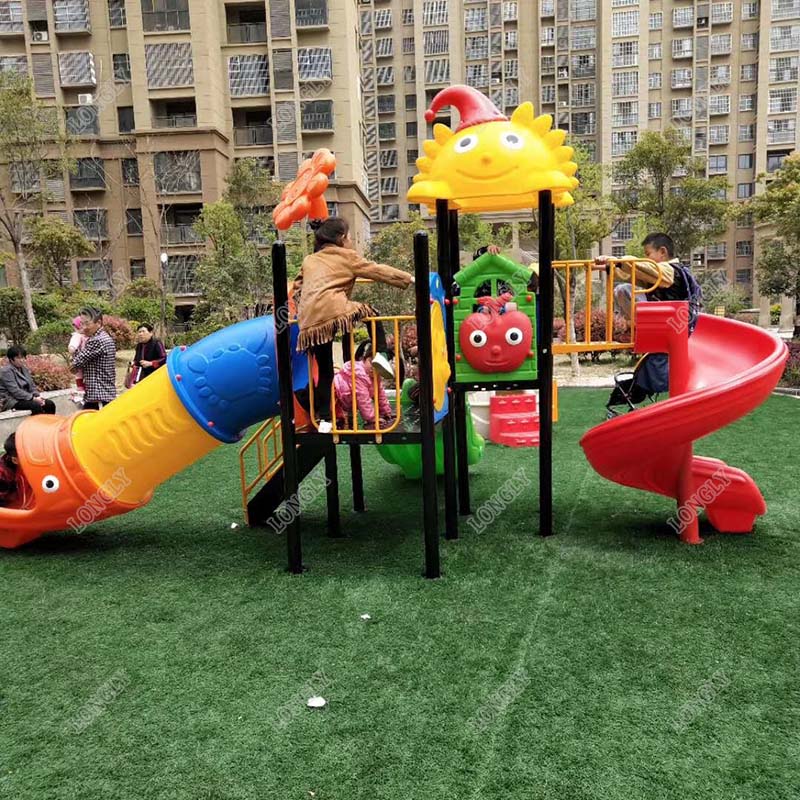 Factory wholesale cheap high quality Plastic tube slide outdoor playsets-7.jpg